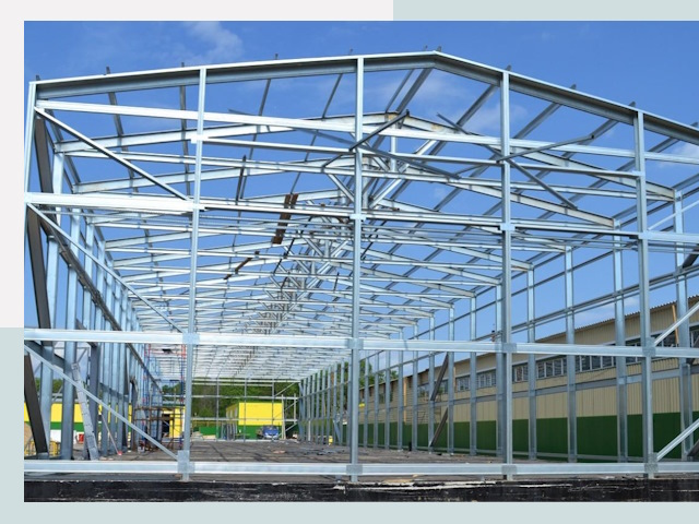 Строительство фабрик в Усть-Илимске