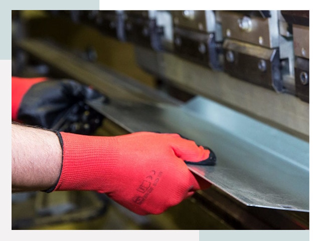 Гибка металла в Усть-Илимск от 624 руб. - Надёжно и быстро